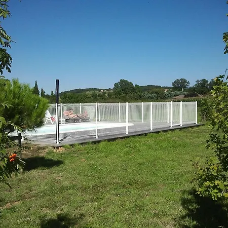 Les Roulottes-Gites De La Ferme De L'Autruche Dromoise Livron-sur-Drôme Exterior foto